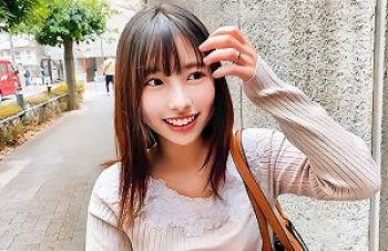 [エロ動画]【人妻ナンパ】「吸わせてもらえませんか？」スレンダー巨乳の素人奥さんのデカパイに包まれ授乳手コキ！＜赤面女子＞の画像