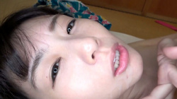 [つぼみ]30歳を超えても抜群の透明感があるつぼみの顔射後のザーメンを一滴残らずしゃぶり尽くすお掃除フェラを堪能する動画の画像