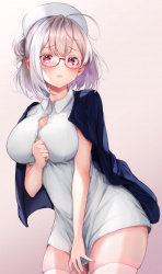 絶対領域見せつけてくる二次元女子たちwww【画像】の画像