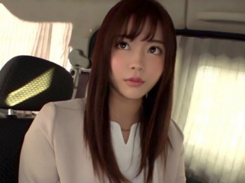 ドM女は勤務中だって即時準備OK？「ダメぇ今仕事中ですよ？」エッチなスイッチ入りOLさんを電光石火でハメるっ！！の画像