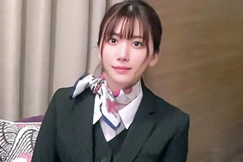中野さん 現役CAのお姉さんが童貞男子のお悩み相談！優しくフェラして筆おろしセックスで中出しの画像