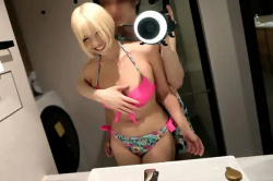Hカップ爆乳ビキニギャル、国宝級ボディに立ちバックで突き刺す快感!の画像