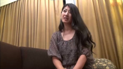 美熟女ナンパ！センズリチンコ鑑賞に熟割れ目をグチョ濡れさせてしまったおばさんは久しぶりの勃起棒を手コキ発射のお手伝いの画像