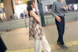 渋谷小動物系あやちゃんが先生＆友達と3P告白！白肌すべすべ敏感ボディ→中イキ外イキ潮吹き連発ガン突きイキ狂いの画像