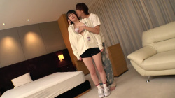 ももなちゃん 19歳 テーマパークのキャストの画像