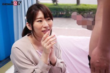 【素人人妻マジックミラー号】産後間もない子持ち巨乳奥さんにデカチンポを見せつけて不倫セックスしたエロ動画！気持ち良すぎて生ハメ中出し❤️の画像
