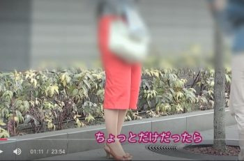 【素人熟女ナンパ】色気が半端ない四十路くらいの美魔女奥さんを連れ込みバイブ責めしたエロ動画！お返しにフェラ！の画像