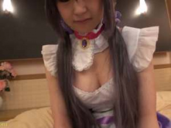 エロいコスプレ娘をナンパしてチンポしゃぶらせ生はめ中出しセックスの画像