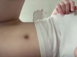 オマンコにバイブ貼り付け指で乳首つまんでチクニー！両方の刺激に喘ぎながらアクメ落ち！の画像