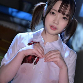 【橋本りこ】制服が似合う童顔美少女の汗だくセックスで大量中出しの画像
