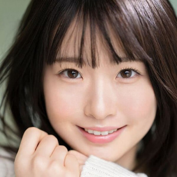 【白上咲花】あどけない圧倒的な透明感の美少女が笑顔でセックスの画像