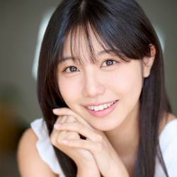 【浜辺やよい】童顔巨乳の癒し系美少女が小悪魔セックスで痙攣絶頂の画像