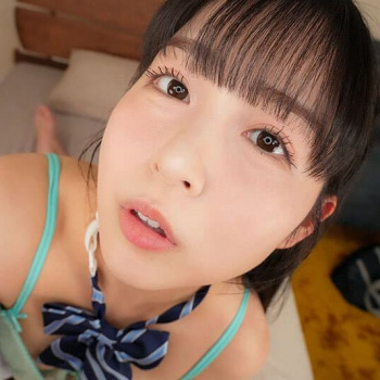 【本城はな】本物アイドルの黒髪美少女が中出しセックスを解禁の画像