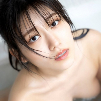 【神宮寺ナオ】色気たっぷり妖艶美女の背徳セックスで何度も中出しの画像