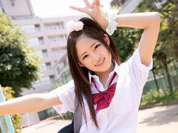 【女子校生✕渚みつき】口りギャルＪＫが孕ませおっさんにちっぱい吸われ強制手マンでガチイキ☆☆巨根をしゃぶらされたら狭いワレメにブチ込まれるの画像