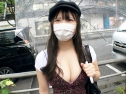 〖一般人〗深い谷間の破壊力がエグ~い ぶっかけ顔射でフィニッシュの画像