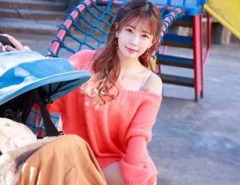 中出しもOK！旦那さんも許可済み！セカンドパートナーと称して他の男とセックスしまくる2児のギャル熟女インフルエンサーの日常の画像