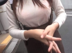 透けブラしてるデカぱい美女が早漏で悩む男の悩み相談！すぐイク早漏チ〇ポが暴発して連続発射！早漏改善のお手伝いしてもらう！の画像