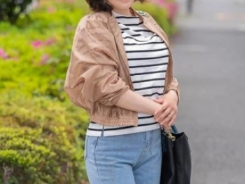 〖人妻ﾅﾝﾊﾟ〗えっ 何でこんなに大きいの？　旦那の倍はあるかも‥の画像