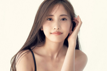 佐野ひなこ　圧倒的美しさと存在感。の画像