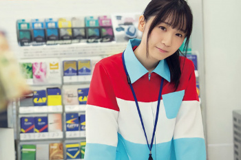 伊織もえ　コンビニの可愛い新人店員さん。の画像