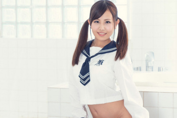 碧えみ　まだまだ似合うセーラー服でサービスする極上泡姫。の画像