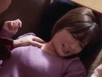 えっち...【人妻輪姦】暴れる女をビンタ2発で黙らせ行為に及ぶ強姦魔！！愛する旦那の出張中に凄惨な被害に遭ってしまった美人妻…の画像