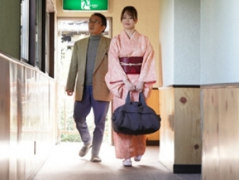 えっち...《ベロキス巨乳》スケベ乳娘が手捌き自在で何倍も気持ち良い美S女さで心身ともに尽くしていくの画像