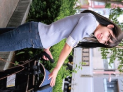 えっち...【他人妻ナンパ】「イッちゃいました//」AV男優の凄テク我慢企画！スレンダーで爆乳な産後処女の他人妻が挑戦！の画像