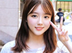 えっち...【素人ナンパ】「ごめんなさい//出ちゃった//」21歳ニーハイJDがディルドチャレンジでオマンチョにディルドをイン！の画像