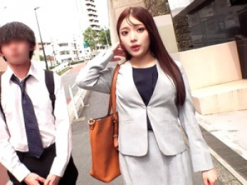 えっち...【素人ナンパ】「いっぱい擦れてる//」26歳のお姉さん！既婚の女上司が部下の年下くんとオイルエステ素股体験！の画像