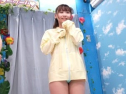 えっち...【マジックミラー号】「彼氏います//」大学のゼミ仲間！大学3年生の童顔娘が男友達とツイスターゲーム！【一般人ナンパ】の画像