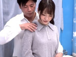えっち...【マジックミラー号】「ちょっと待って…」30歳の奥様！まだ新婚の奥様さんが服を着たまま出来るマッサージ体験！【シロウトナンパ】の画像