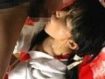 レズしてる最中に男が侵入し挿入されちまったお姉さんロリ美少女ハメ撮りの画像