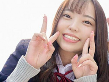 ＜素人ナンパ＞甲子氏チンコ当てゲームに挑戦した制服女子校生の彼女さんは間違えてしまい寝取りチンコ挿入罰ゲームの画像