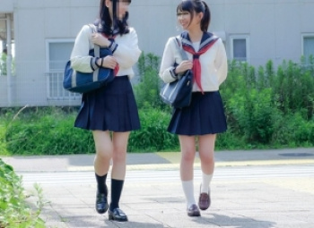 【娘校生レ〇プ】嫌がりながら拷問されイラマ奉仕から鬼突きされぐったり動けない娘校生の画像
