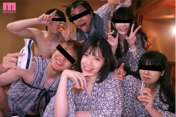 【温泉NTR】社員旅行で結婚目前の巨乳彼女を何度も強制種付けするキモ上司達♪ 石原希望の画像