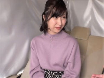 人妻ナンパ】。］”気持ちいい〜♡”優雅に微笑む人妻!ロケ車の中で潮を吹いた人妻、ホテルで生ハメ!の画像