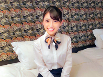 【素人ナンパ】現役CAが処女男くんもおもてなし！包茎ちんぽの皮もやさしくズル剥けにして変態騎乗位で非モテチンコを完堕ちｗの画像