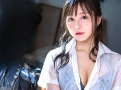 【ゲリラ豪雨】突然の豪雨で帰れなくなった男女!びしょ濡れで服が透けて下着が見えるOL上司とオフィスエッチ!の画像