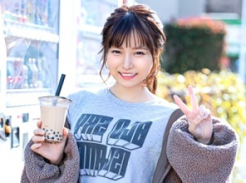 【ミラー号】オルチャンメイクが似合う美少女！小動物系のルックスをした素人娘がマッサージ体験！【素人ナンパ】の画像