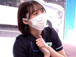 【ミラー号】「入ってます//」23歳の看護婦さん！美人なお姉さんがバックから男根を挿入されてしまう！【シロウトナンパ】の画像