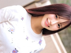 【素人ナンパ】「イッちゃう//」彼氏がいるという美人おアネちゃんさん！爆乳ボディのロングヘア女大学生が男根を挿入される！の画像