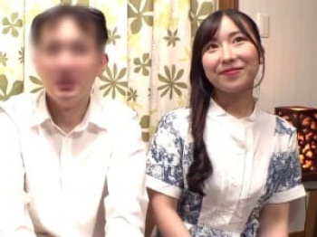 【妖艶友ナンパ】パーティ帰りの奥様コンビ！28歳同士のアラサー妻！奥様が旦那以外のチンポをフェラ！の画像