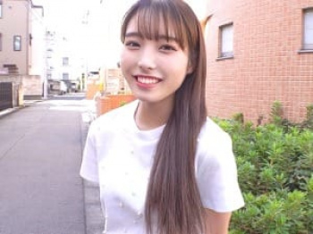 【他人妻】「触って♡」旦那とレスな奥様がオナニー！28歳のアラサー妻がチェリーボーイにおっぱい触られる！の画像