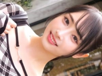 【他人妻ナンパ】ポニーテールの美人な奥様！年齢より若く見える33歳他人妻さんがチェリーちんぽをフェラ！の画像
