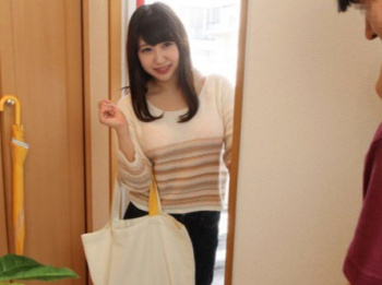 【NTR】「おじゃましますぅ///」美乳スレンダーな他人妻がシングルファザーに誘惑して寝取り性交の画像