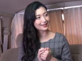 熟女ナンパ。上品で清楚な38歳の人妻。感じてしまうと超エッチ。初対面チンポを味わってナカダシ性交の画像