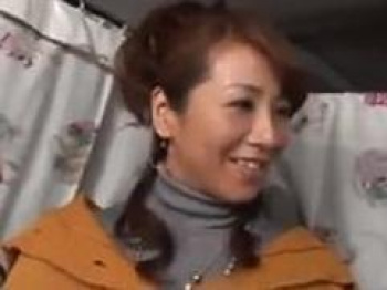 ＜熟女ナンパ＞セレブな爆乳奥様。感じさせられフェラって激イキ中出しセックスの画像
