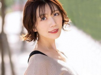 バツイチ子供ナシで会えば絶対ヤラせてくれるイイ女！えろいフェラに最高のお尻に美マンを好き放題ハメまくる！の画像